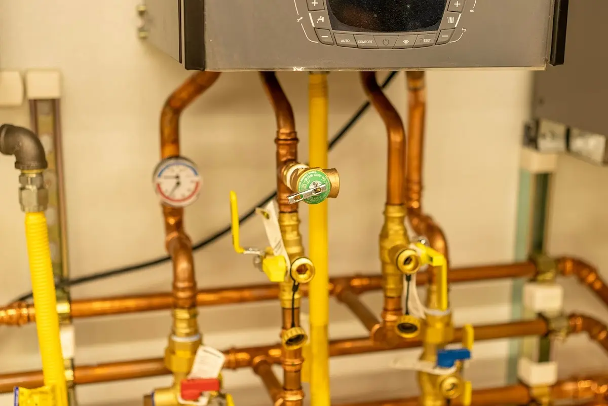 Licensed technician providing Slab Leak Repair for a homeowner in Manchester